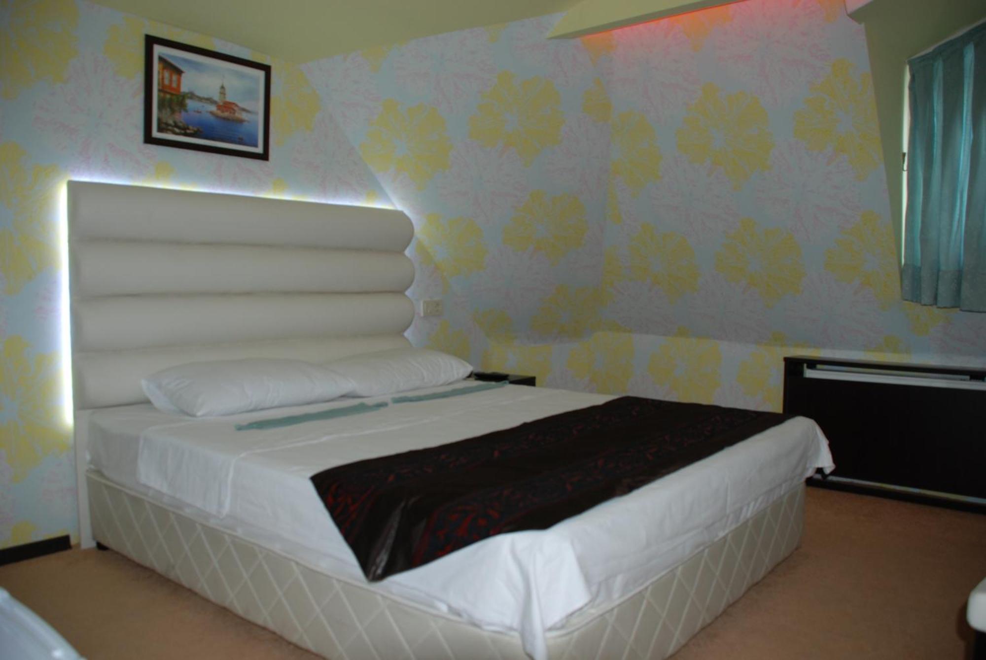 Hotel Timya Истанбул Екстериор снимка