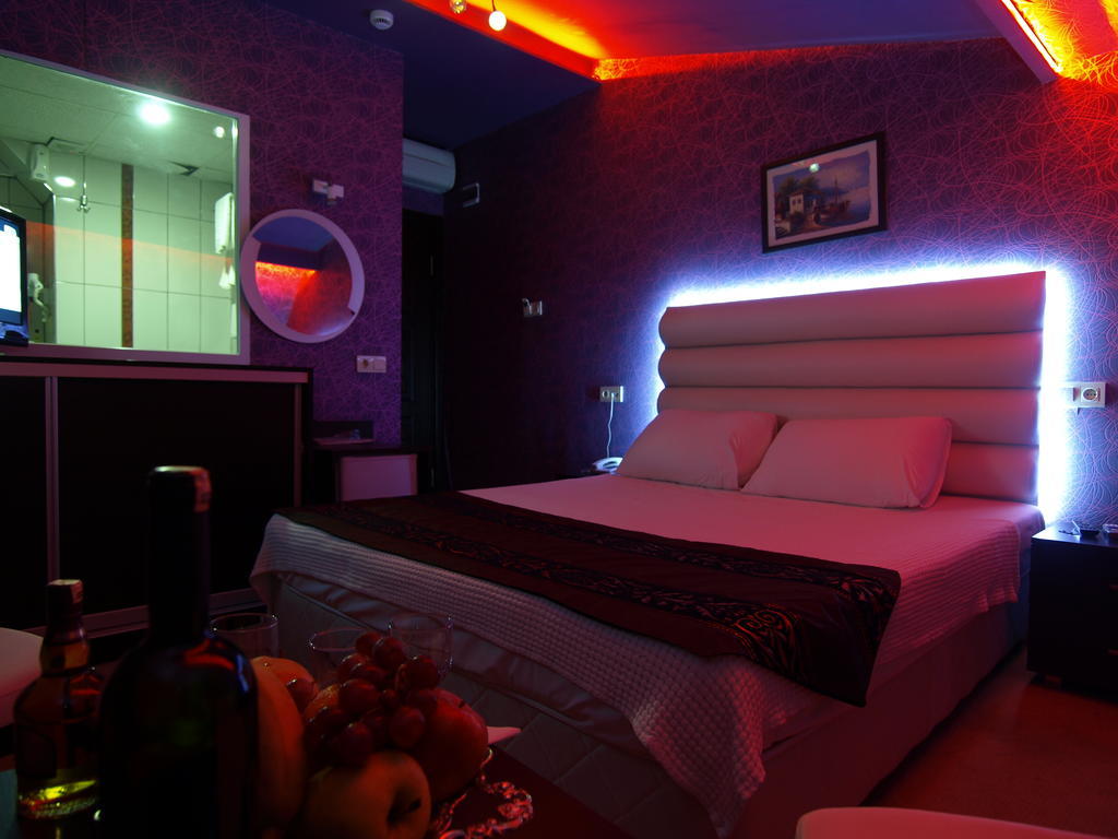 Hotel Timya Истанбул Екстериор снимка